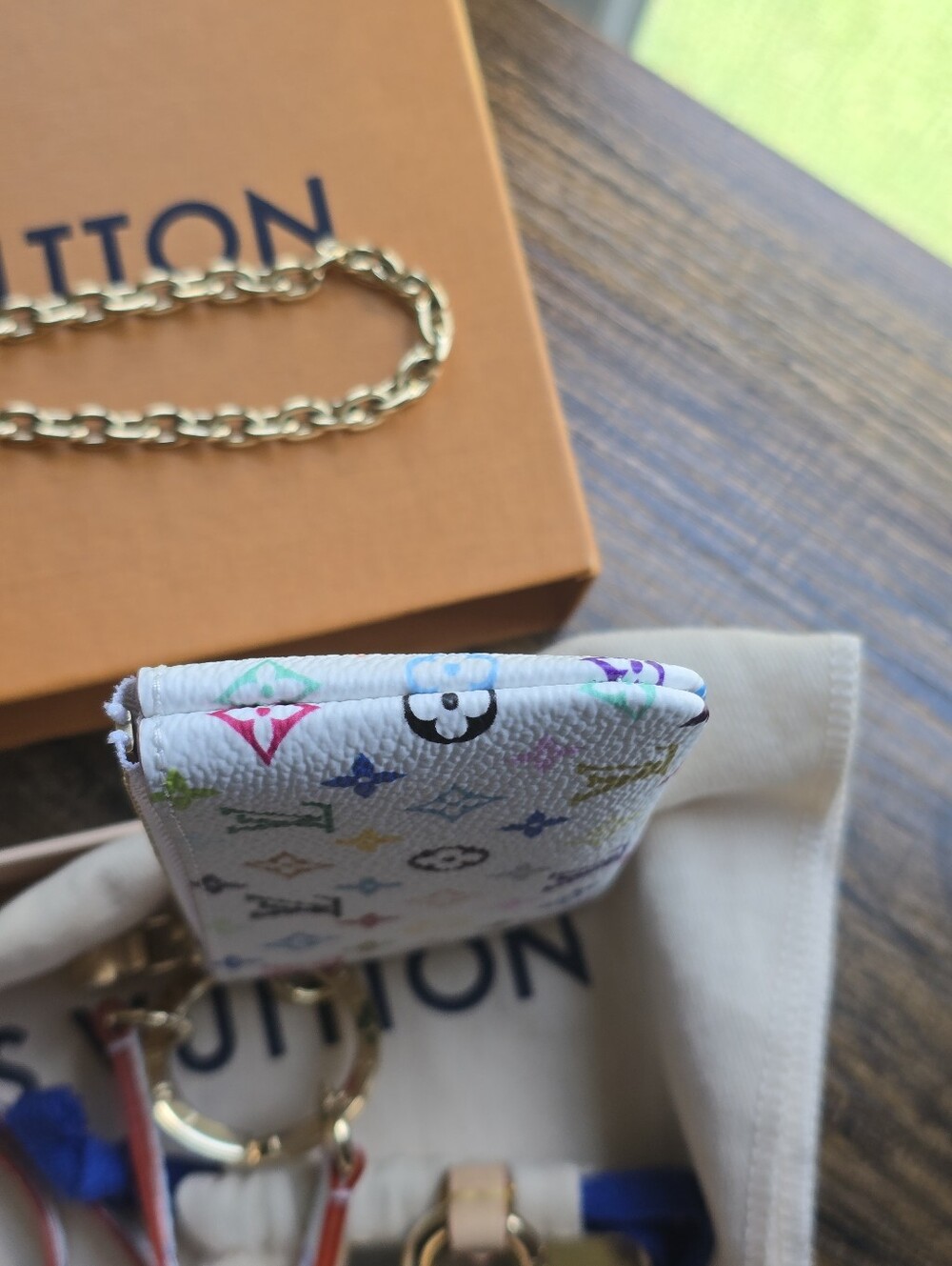 Louis Vuitton x Takashi Murakami Monogram Multicolore Phone Holder and Key Pouch - Picture 4 of 15